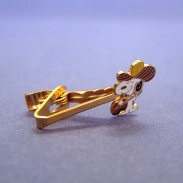 Vintage 1970's Aviva Snoopy Tie clip Musician