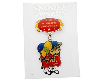 Aviva 1970's Snoopy Awards Cloisonne Pin on card Party-goer