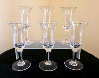 Six Elegant Ribbed High Quality Vintage Traditional Stemmed Slim Sherry Liqueur Glasses
