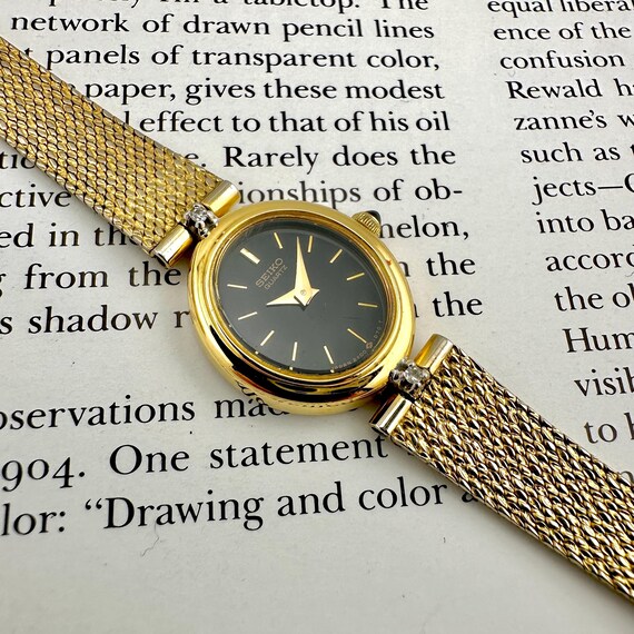 Vintage Seiko Gold Tone Women display picture 2