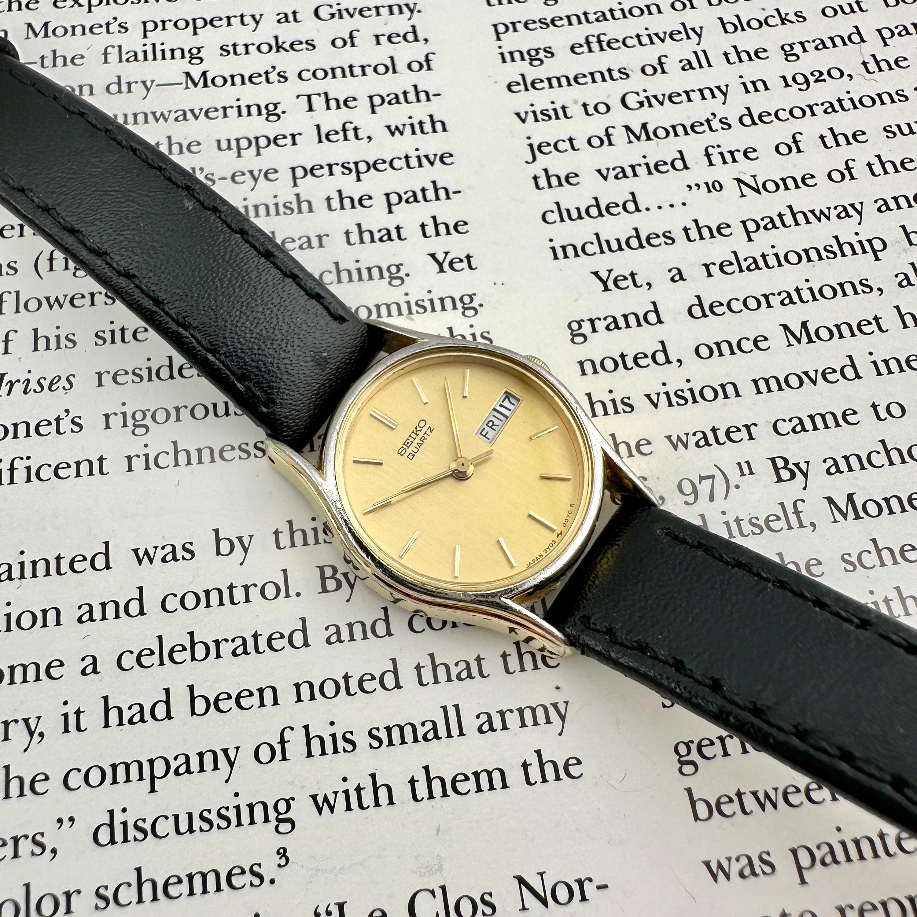Vintage Seiko 90’s  Ladies Round Petite Gold Plated Watch Working New Battery Vintage 90s Gold-Plated Ladies main image 2