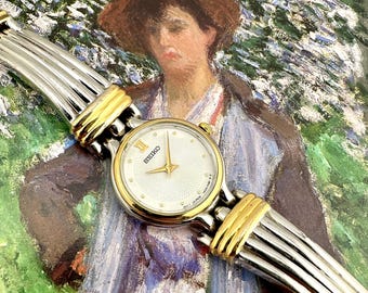 Rare 1960s Vintage Cyrano Gold-leaf Etched Watch | Gold  display picture 2