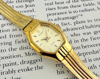 Pulsar Quartz Watch With a Gold-tone Finishes and a Mesh  display picture 1