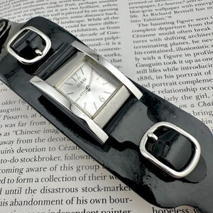 Working Vintage 1980s Guess unisex Watch Two Tone Steel‎ Quartz 42mm Fit 7.5in Working Vintage 1980s Guess Women main image 3