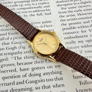women's dress watch gold Seiko Petite Round Dial Brown Strap Vintage 90s Elegant Slim Style Retro Gift, Working Well chinese_wedding