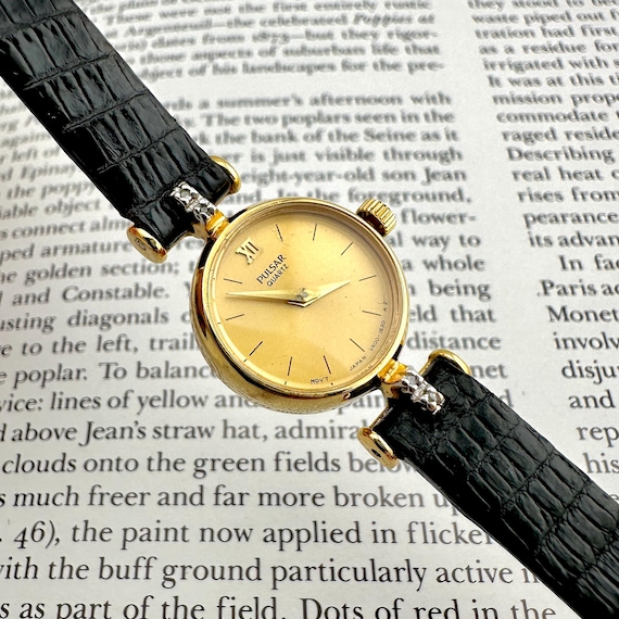 Vintage Pulsar by Seiko Pulsar Gold Tone Petite Watch  display picture 2