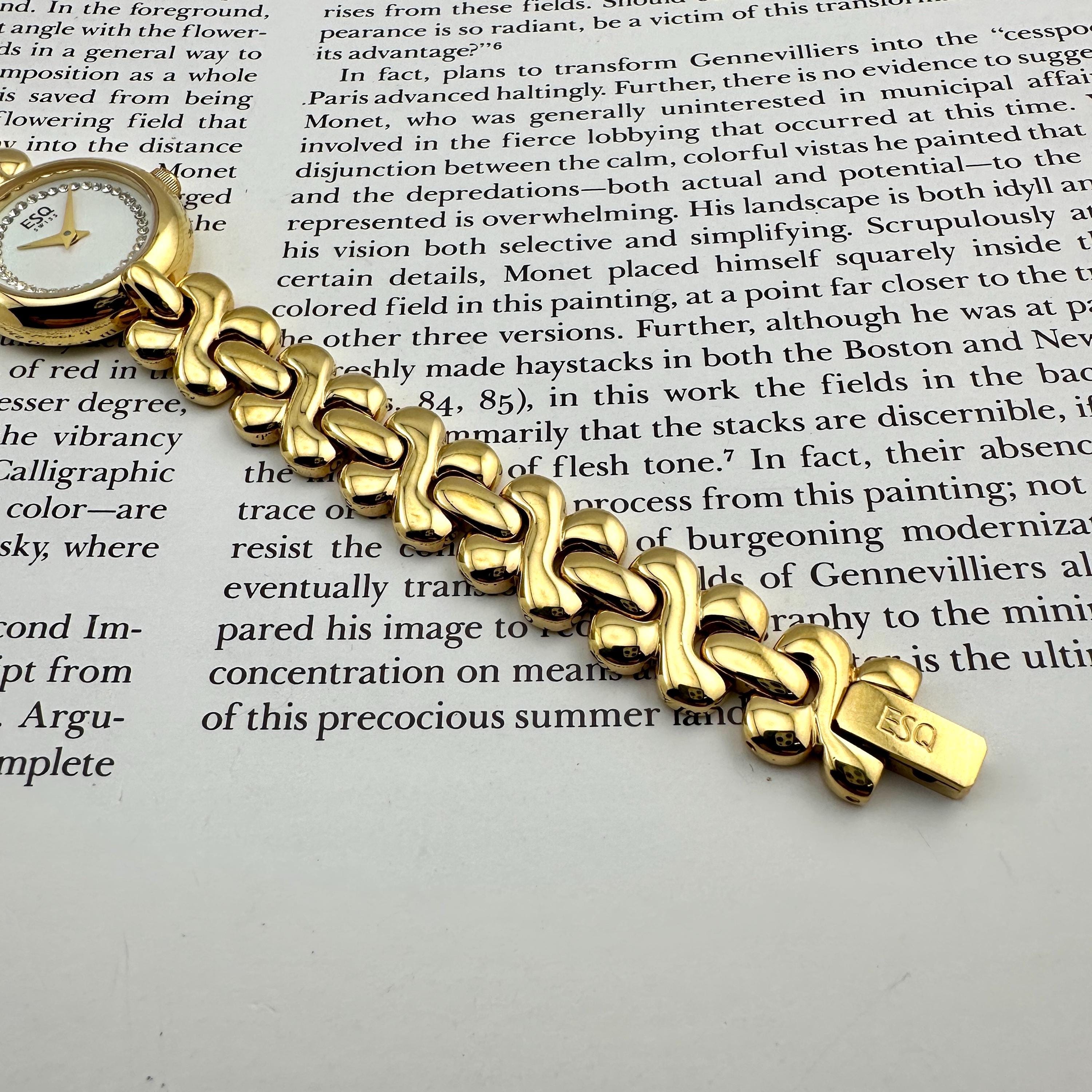 ESQ by Movado Gold Tone Sculpted Bracelet Womens Watch  display picture 3