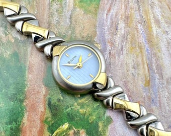 Vintage Bulova Two-tone Quartz Watch: Pearlescent Face  display picture 1