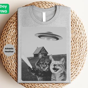 Funny Cat Selfie UFO Shirt, Alien Spaceship Cat Meme Tee, Cat Taking a Selfie UFOs, Sci‑Fi Cat UFO Shirt, Cat Lover & Alien Humor Tee