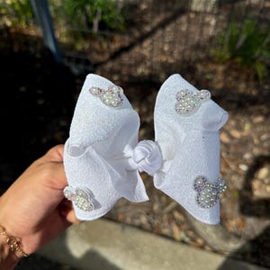 Handmade Disney white frosted glitter bow, baby bow, boutique bow