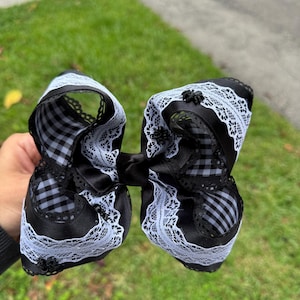 Handmade Halloween spider gingham scalloped edge, satin, lace layered  bow, baby bow, boutique bow