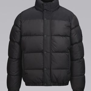 Men&#39;s Black Puffer Jacket: Quilted Winter Coat, Stylish Streetwear
