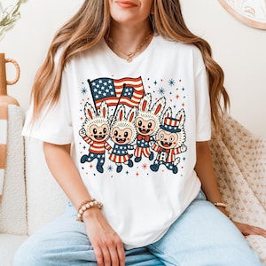 Maglietta Labubu del 4 luglio, Maglietta Labubu America, Maglietta del 4 luglio, Maglietta Cartoon America, Maglietta LaBuBu, Maglietta regalo Labubu America