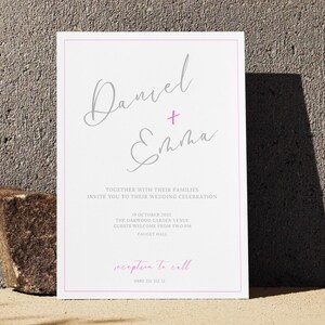 Gedrukte huwelijksuitnodigingskaart, elegante aangepaste dag- of avonduitnodiging, gestructureerd papier, handschrift bruiloftsbriefpapier, esthetisch papier