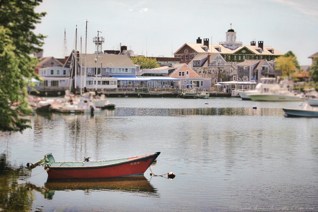 Eel Pond, WOODS HOLE and WHOI in Falmouth, Cape Cod Massachusetts