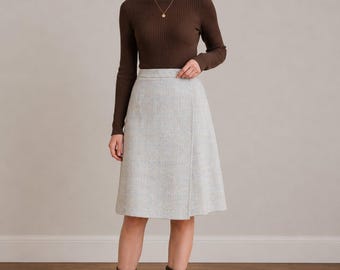 Vintage women's Handmade wool Wrap SKirt size 10 flaw, moth hole