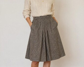 Vintage Hunters Run Brown wool tweed or herringbone skirt, size S/4