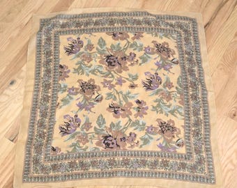 vintage floral scarf 30.5"x30.5"