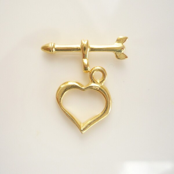 1 SET Gold Vermeil heart toggle with arrow bar, 18K gold plated .925 sterling silver.
