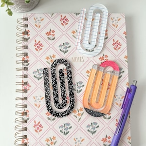 Personalized Teacher Jumbo Paperclip Bookmark, Custom Teacher, Student Name, School Stationery Teacher Appreciation Gift Back to School Gift