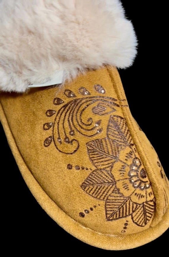 Bling Hand-Burned Henna Inspired Floral slippers. Women size L (9/10)