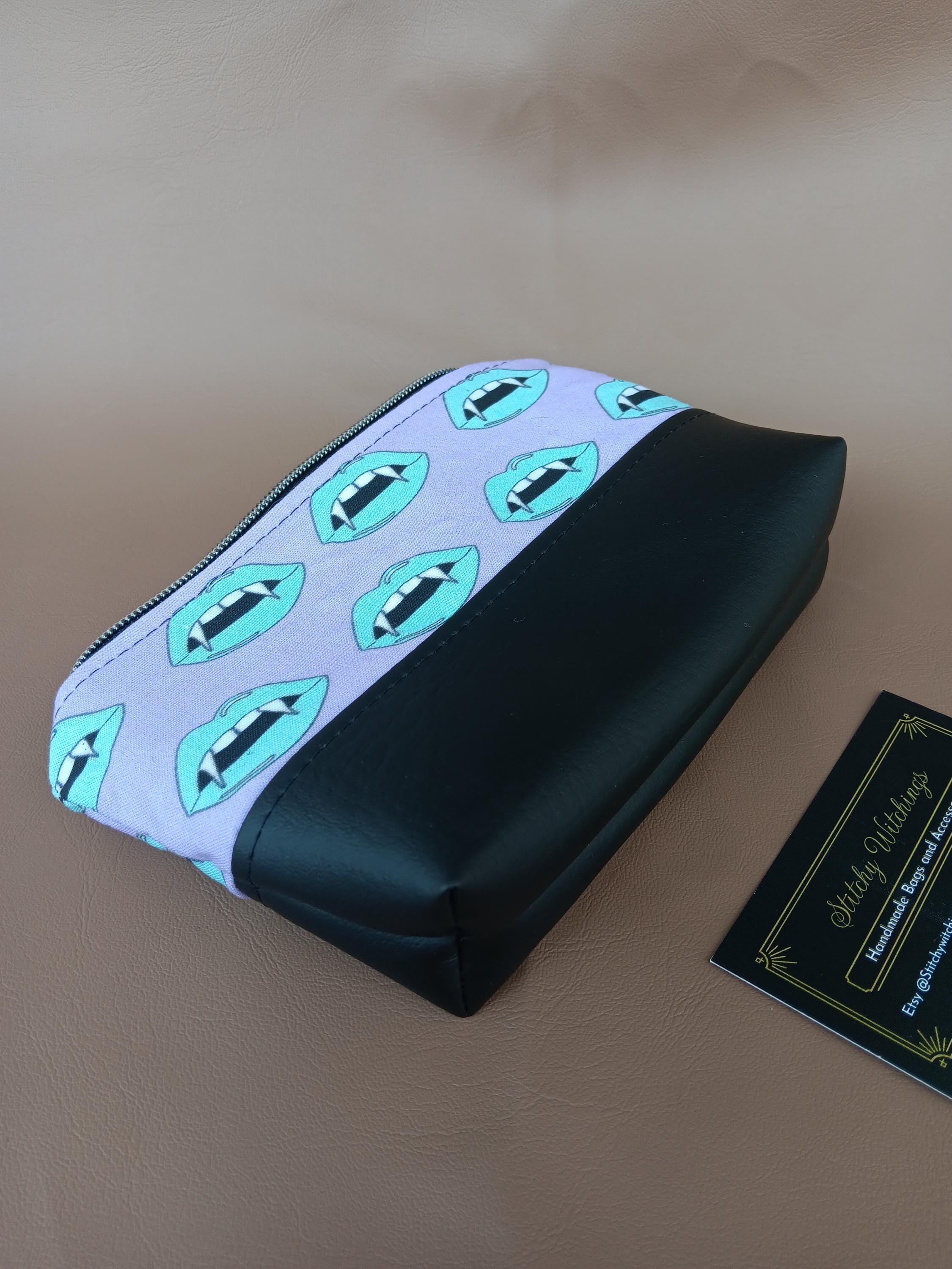 Neon Vampire Lips Small Zippered Pouch - Thumbnail 2