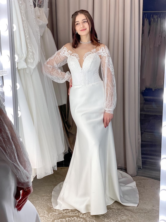 chinese dress ladies Lace Top Satin Skirt Long A-line Wedding Dresses, Bridal Gown