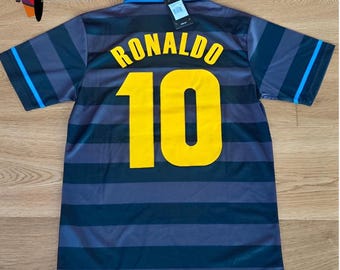 Camiseta vintage de Ronaldo 10 - Regalo para un fan del Milán 1998 - Camiseta icónica