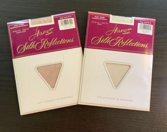 Hanes Silk Reflections Silky Sheer Pantyhose Lot 2 Size CD Pearl Travel Buff 90s