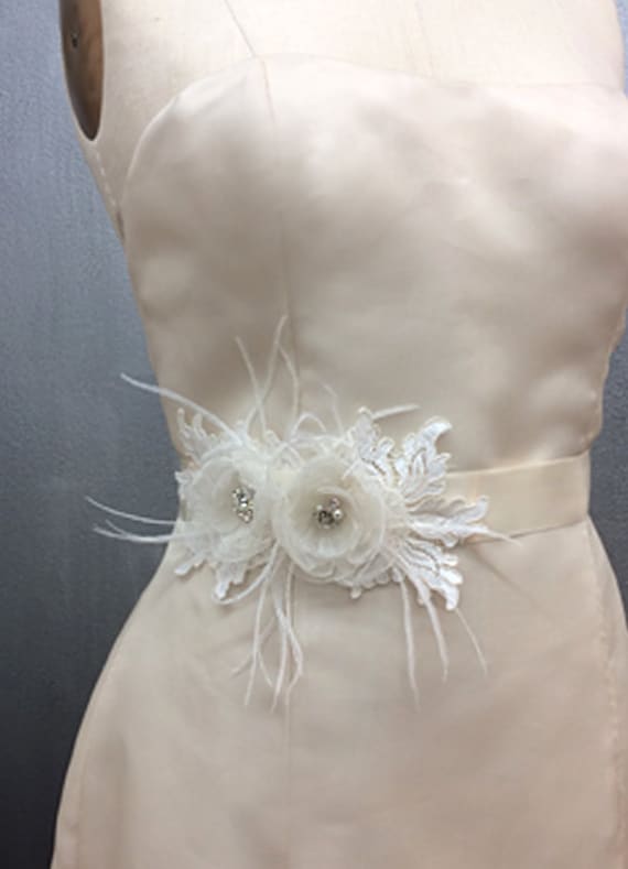 Bridal off White Organza Flower Ivory Sash Belt - Etsy display picture 3