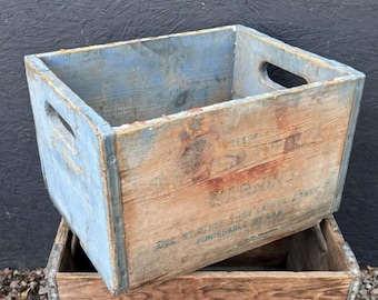 Vintage Wooden Apple Fruit Crate w/Handles Farmhouse Rustic Primitive VTG Retro