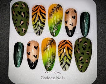 Animal Kingdom Press-On Nails – Disney Safari Inspired