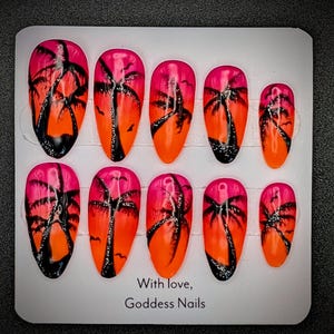 Tropische Sonnenuntergang Palme Press-On Nägel | Sommer Strand Vibe False Nails | Handgefertigt von Goddess Nails