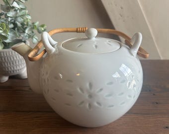 Vintage Otagiri Mercantile Company Rice Pattern Wicker Handle Porcelain Tea Pot
