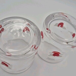 2 vasos de zumo transparentes con icono de corazón alado de Anthropologie para cócteles Valentine Rocks imagen 11