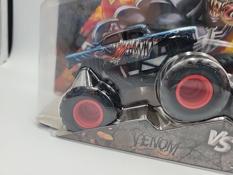 Monster Jam Marvel Venom Versus The Spider-Man Monster Truck 2 Pack Series 4 New 画像 6