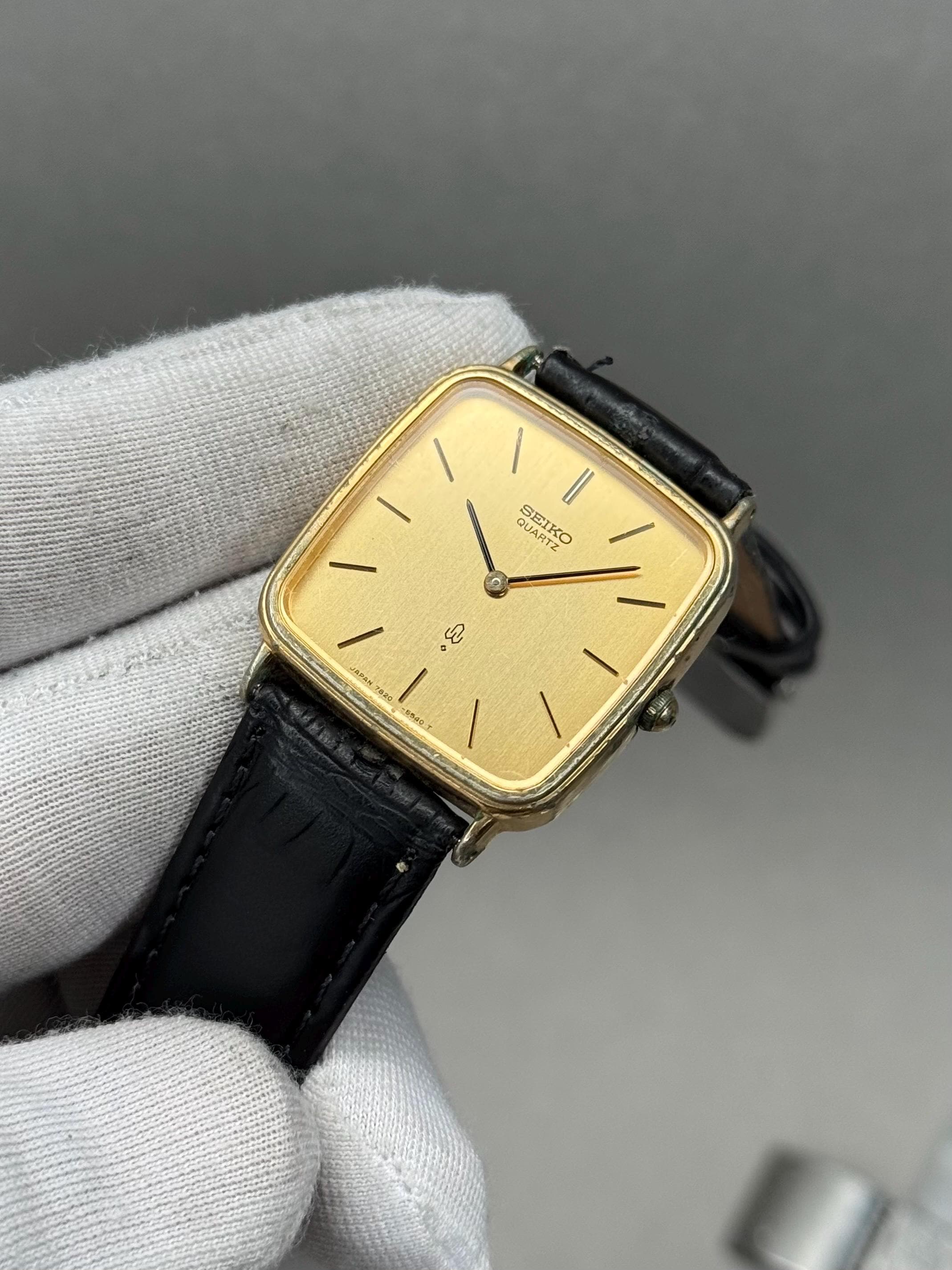 Rare SEIKO Chariot Tank 7820-5430 Quartz Gold Dial Formal Watch - Etsy