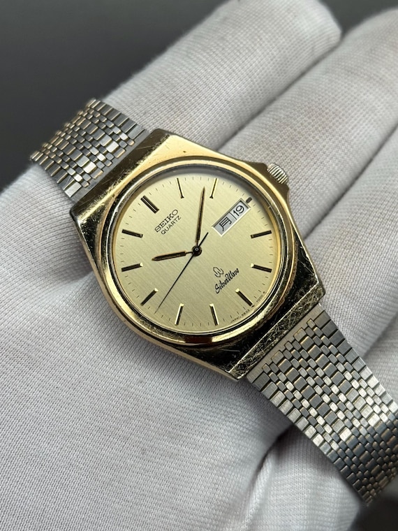 Rare Seiko Silverwave 5933-7030 Classics Round Shape Golden Dial