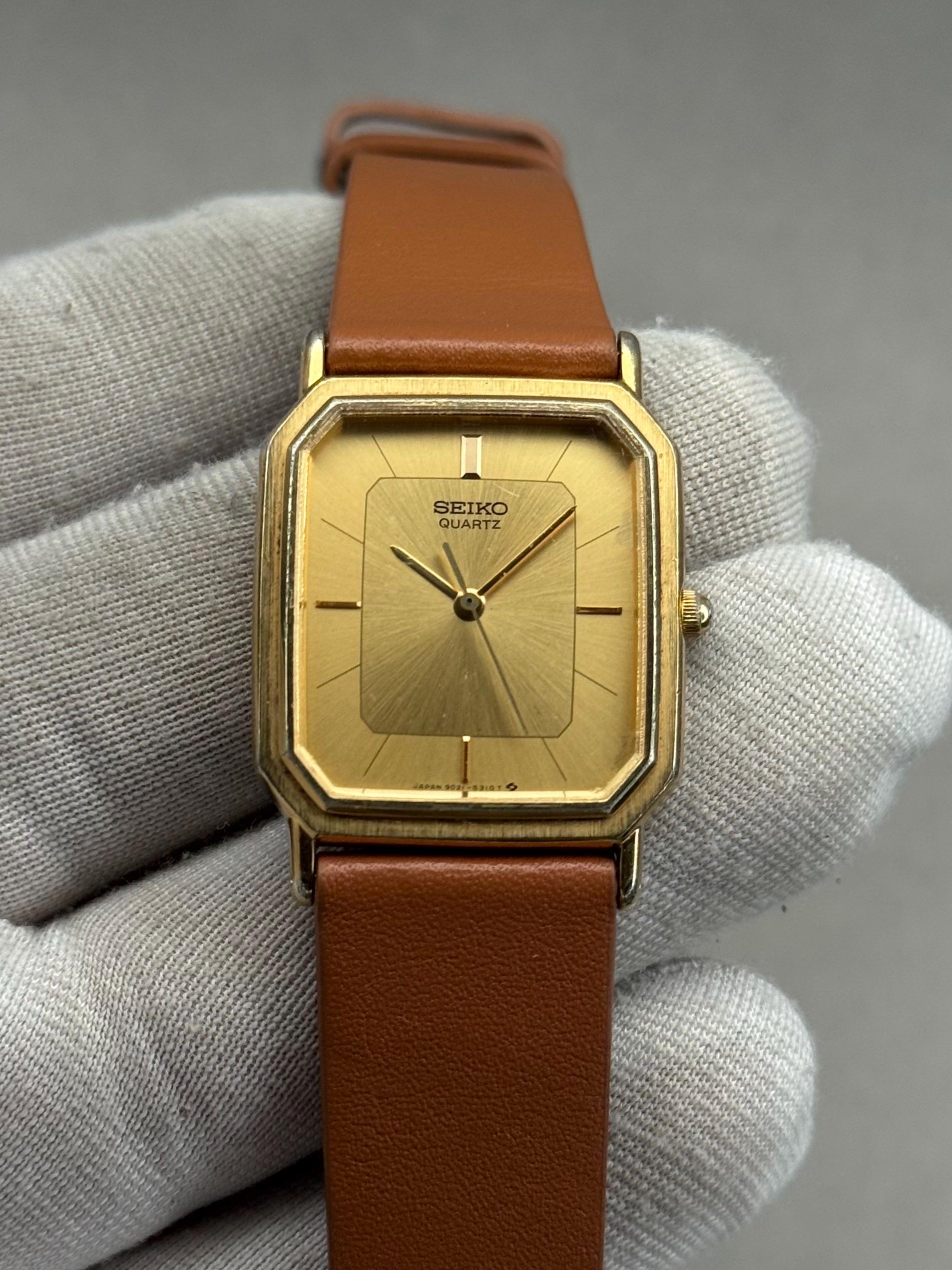 SEIKO セイコー 9021-5250 腕時計 1975年製 ヴィンテージ Rare Seiko Quartz 9021-5250 Tank Watch Vintage Japanese Men's