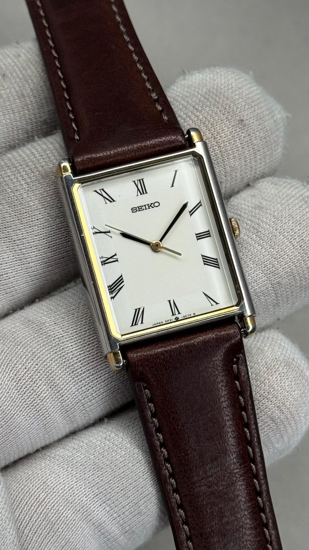 Rare Seiko Tank 5P31-5D40 Quartz Watch | White Dial Gold Body