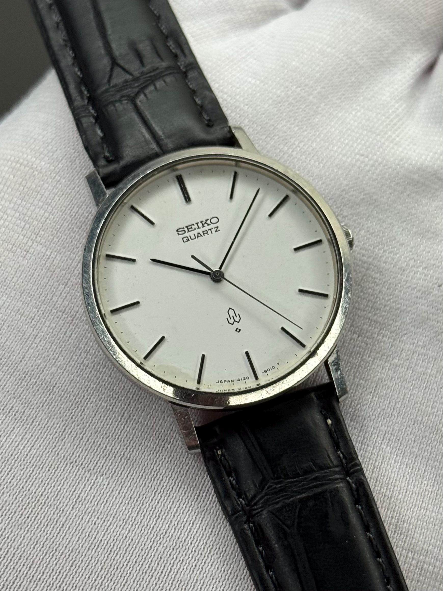 Rare SEIKO Quartz 4120-9010 Quartz Silver White Dial - Men's Watch