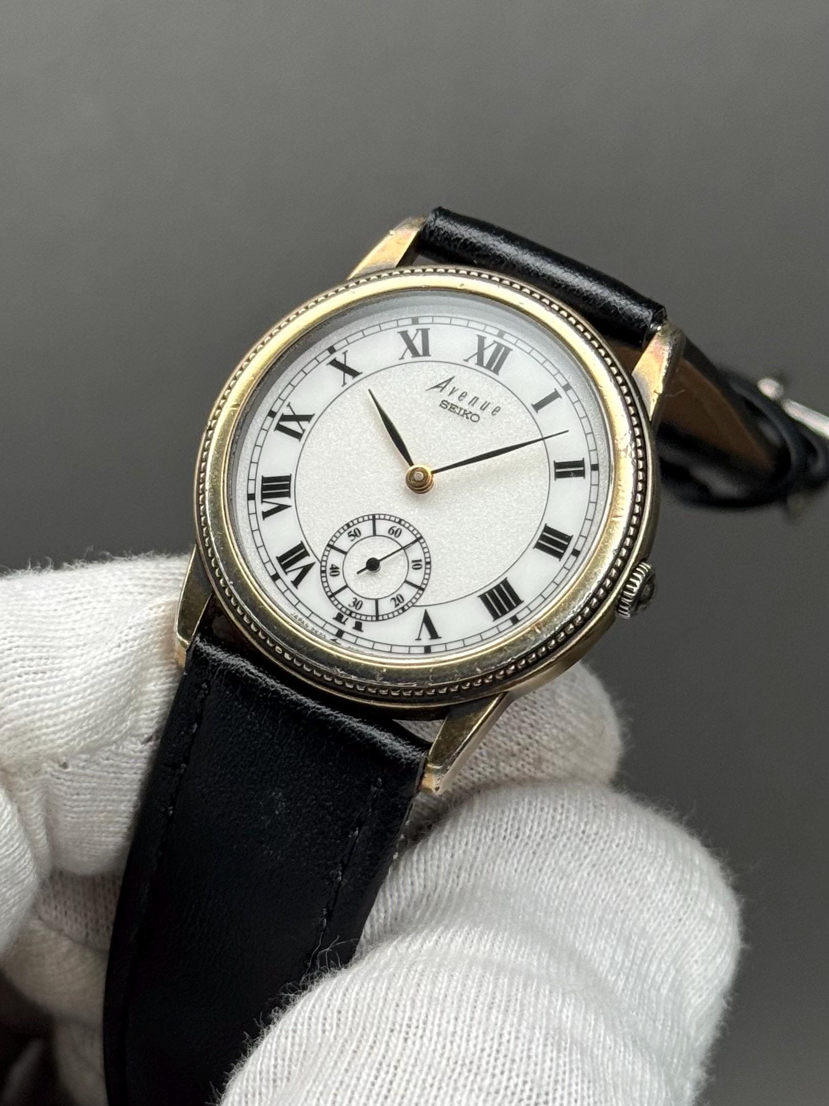 SEIKO セイコーアベニューゴールドムーンフェイズ メンズ ヴィンテージ腕時計 セイコー SEIKO Avenue アベニュー 腕時計 ウォッチ クォーツ 白文字盤