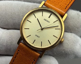 Klasyczny japoński zegarek kwarcowy SEIKO Spirit 7N01-7060 z klasyczną złotą tarczą dla mężczyzn