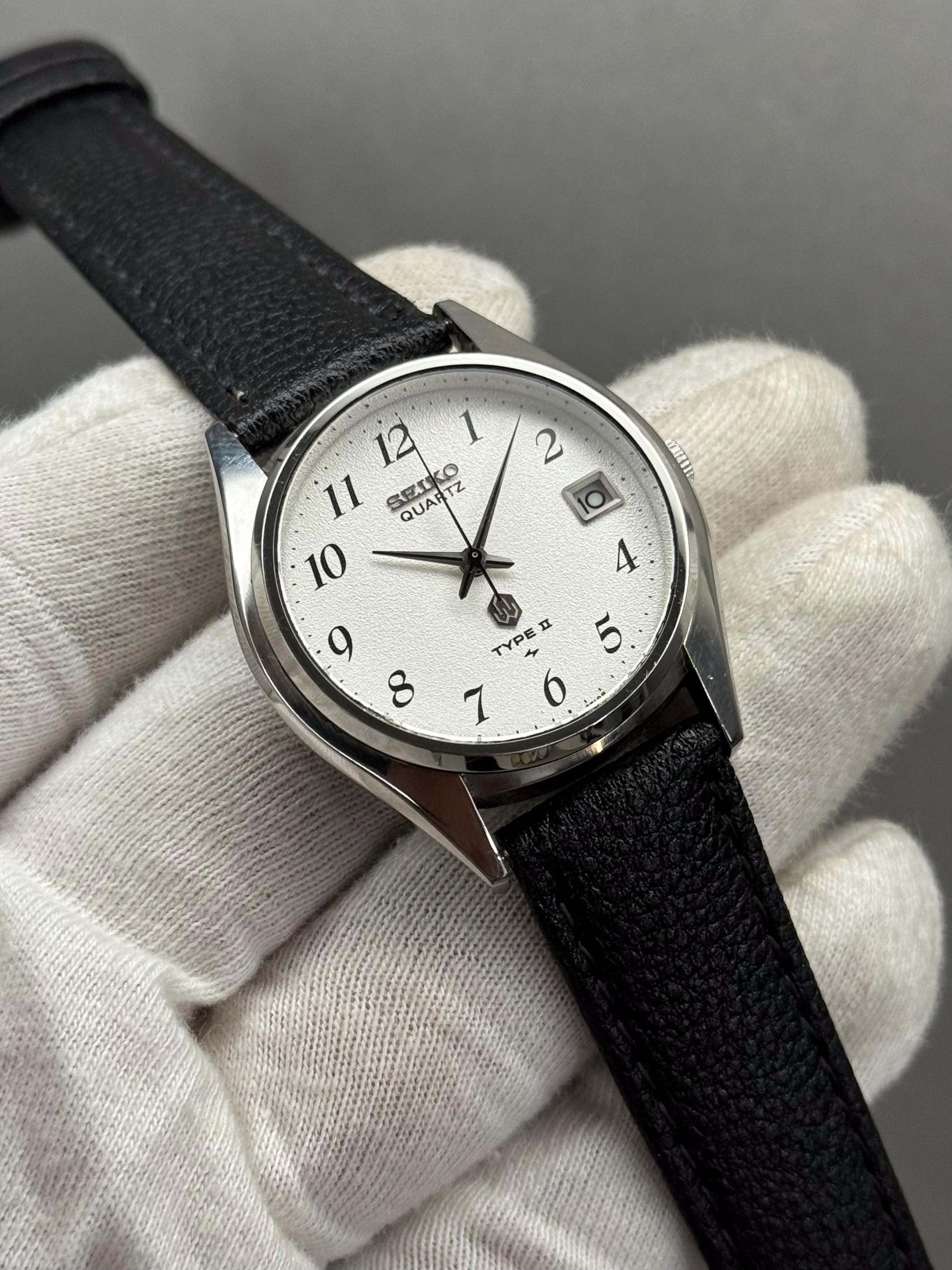 Vintage Seiko Type II Quartz Watch: 1970s Japanese Stainless Steel