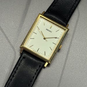 Rare Seiko Tank 5P31-5320 Quartz Ivory Gold Japanese men’s Watch