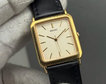 Vintage SEIKO Spirit 7N01-5020 Square Gold Tank 25mm Japanese