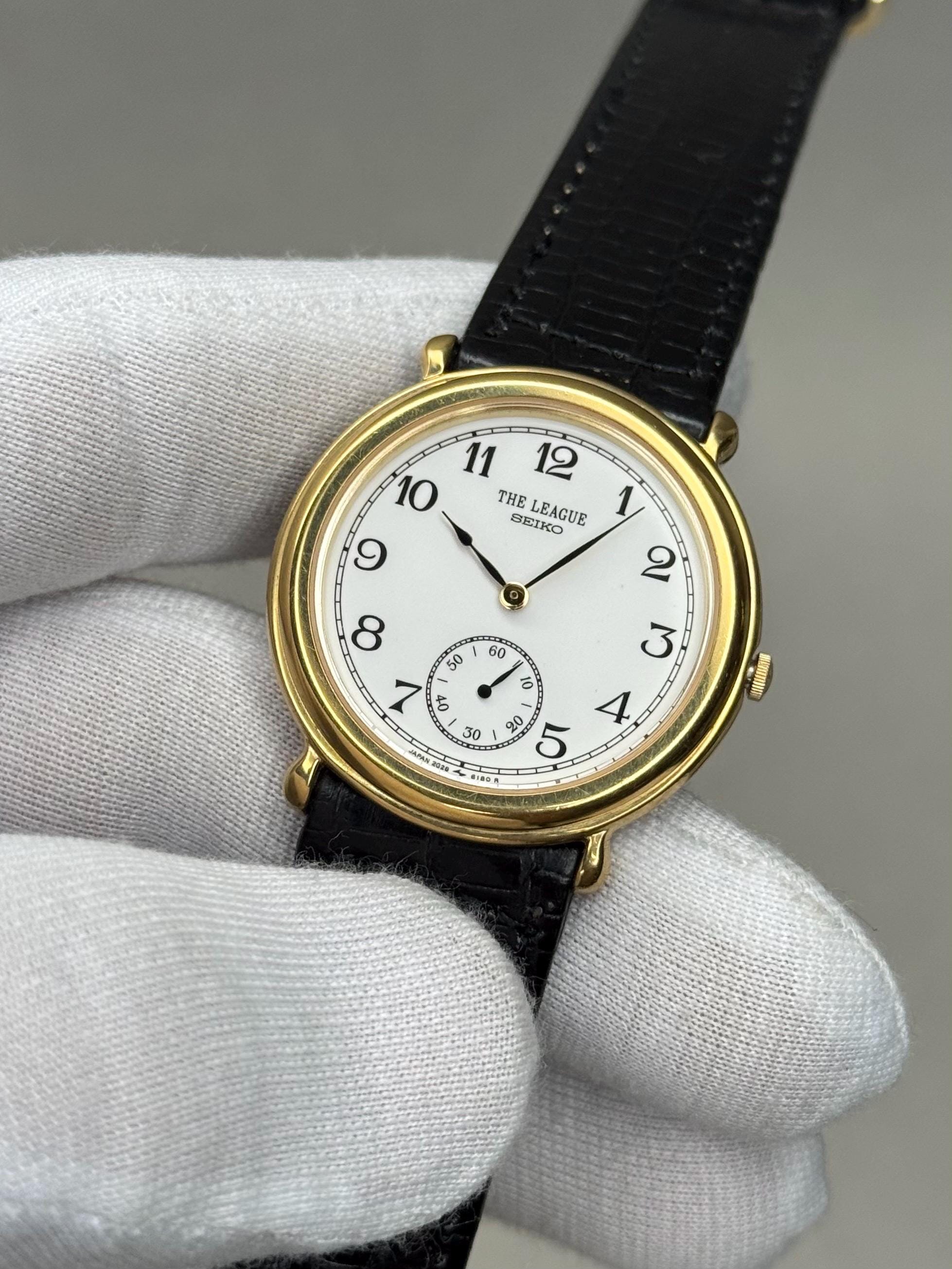 Rare SEIKO Quartz 2G28-6120 “the League“ Vintage Men's Watch