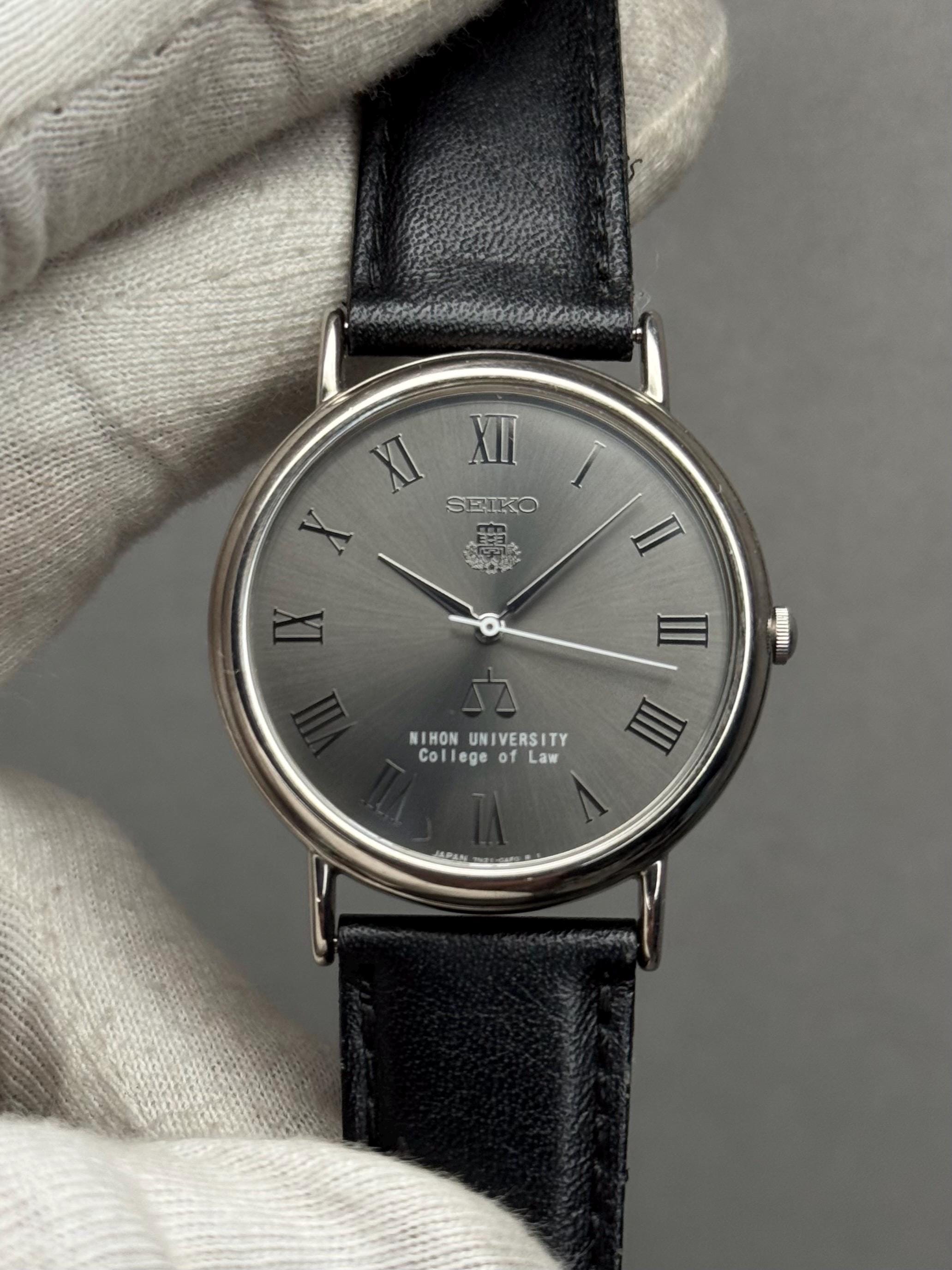 Rare Seiko Quartz 7N21-8A00 “nihon University College of Law