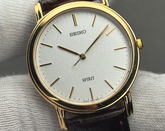 【金銀セット】SEIKO SPIRIT オールドクォーツ時計 ヴィンテージ 金銀セット】SEIKO SPIRIT オールドクォーツ時計 ヴィンテージ