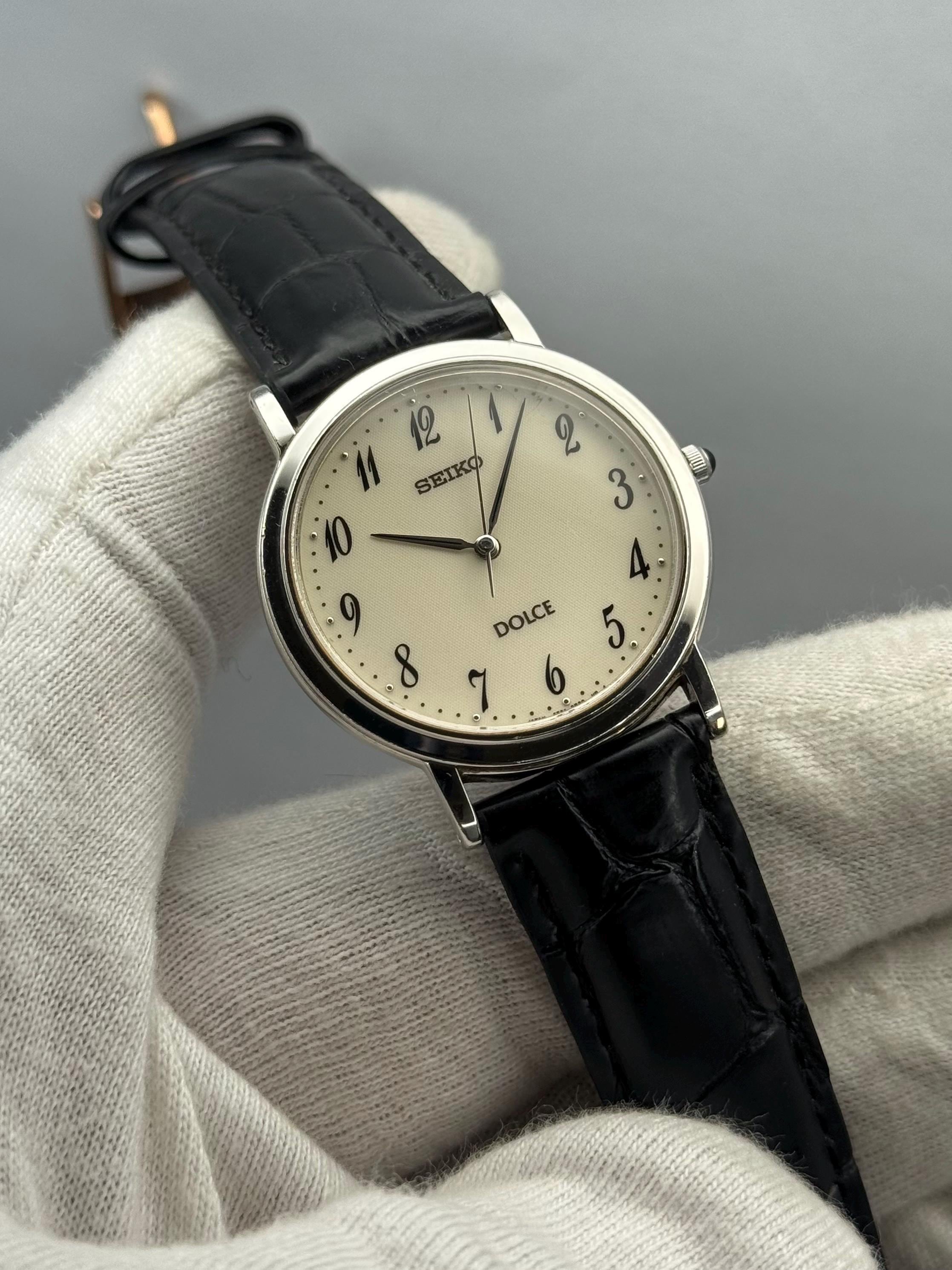 Vintage 1989 SEIKO Dolce 5E61-0A80 White Dial Quartz Men's Watch